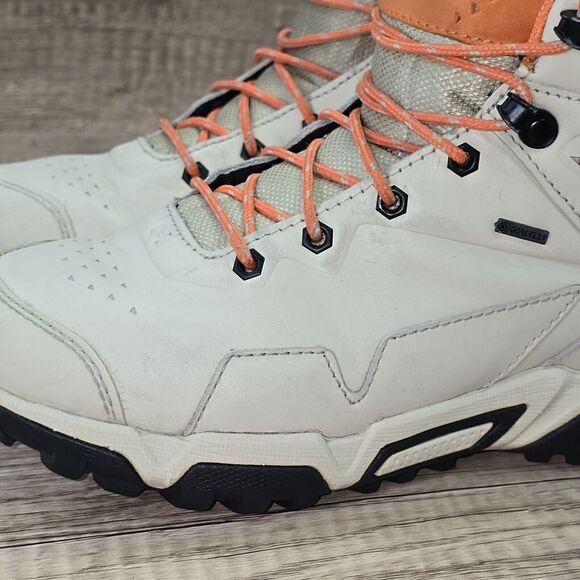 Under Armour Tabor Ridge Gore Tex Women's Size 6.5 Beige Leather Hiking Boots - Picture 6 of 14